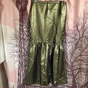 Elegant Gold Skirt worn once